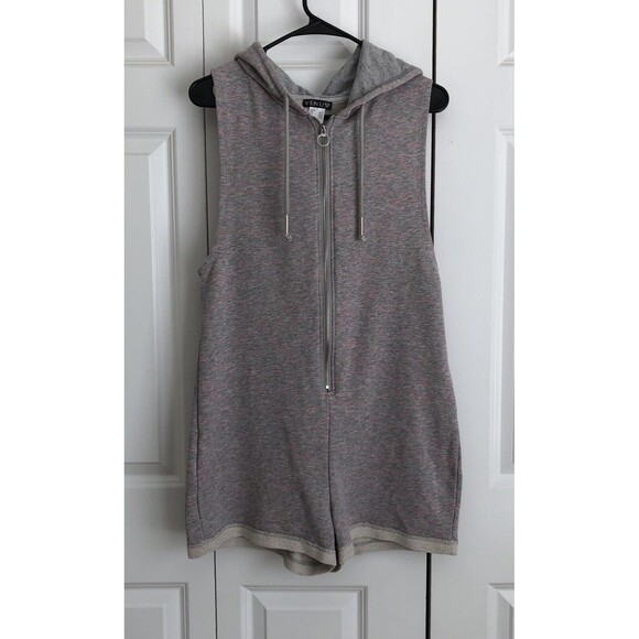 VENUS WOMENS SIZE SMALL ROMPER SHORT JUMP SUIT GRAY/PINK SLEVELESS HOODI WG - Picture 1 of 10
